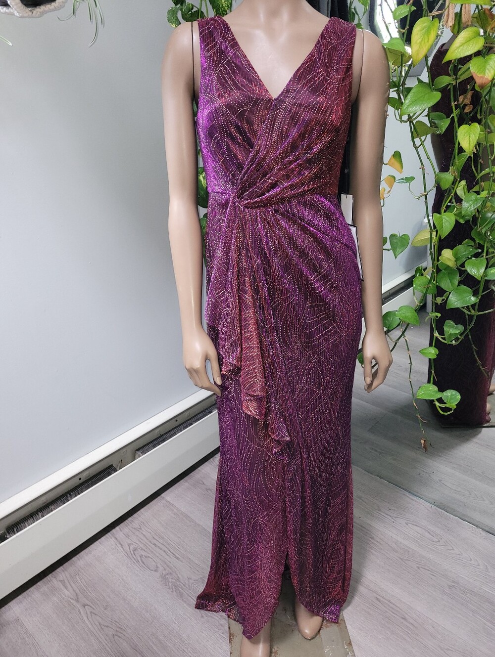 Adrianna Papell Woman's Metallic Mesh Cascade Dress